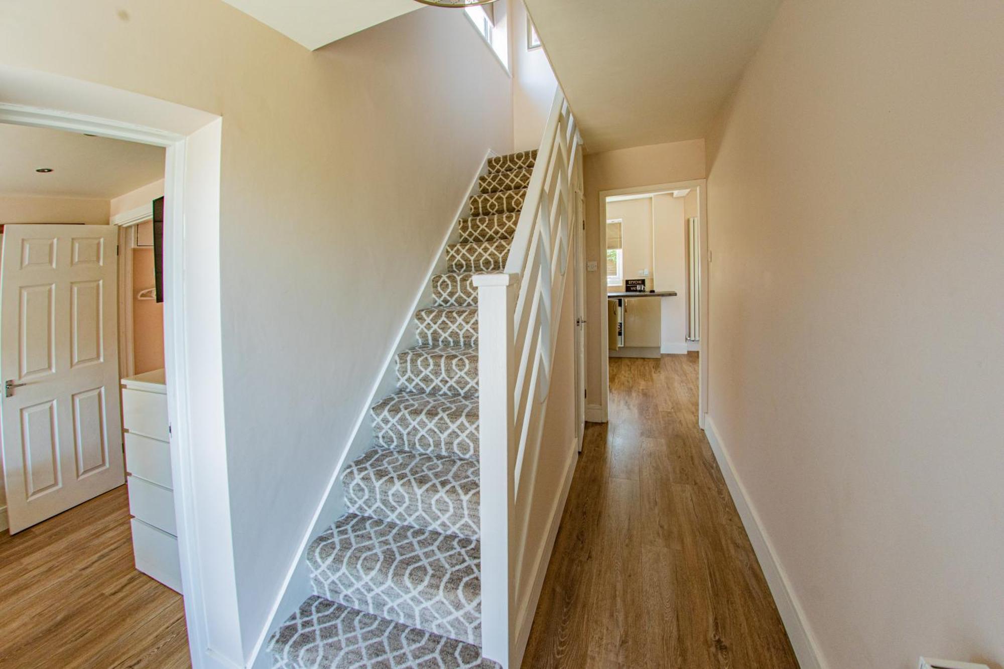 Styche View, Beautiful 4 Bedroom Home Available มาร์เก็ต เดรย์ตัน ภายนอก รูปภาพ